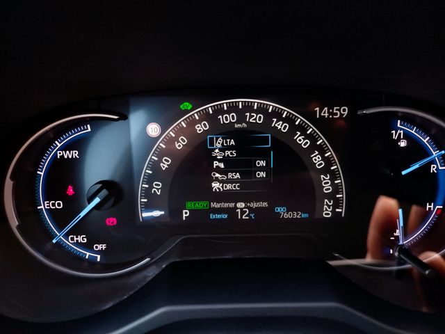 Toyota RAV4 220H 4WD 2022