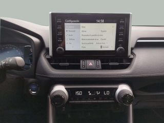 Toyota RAV4 220H 4WD 2022