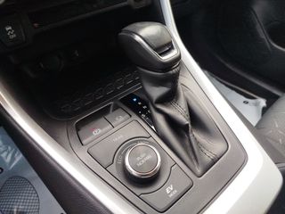 Toyota RAV4 220H 4WD 2022