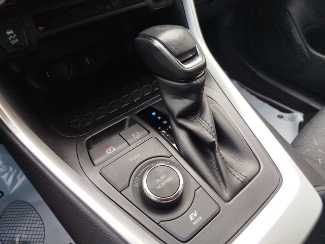 Toyota RAV4 220H 4WD 2022