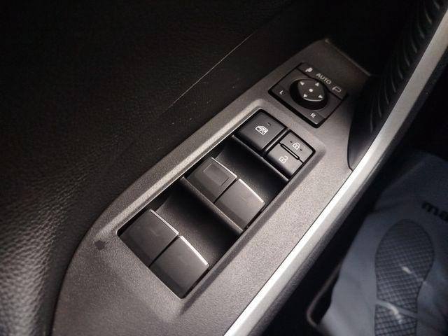 Toyota RAV4 220H 4WD 2022