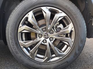 Toyota RAV4 220H 4WD 2022