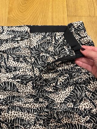 Falda Zara drapeada volantes Talla S