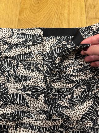 Falda Zara drapeada volantes Talla S