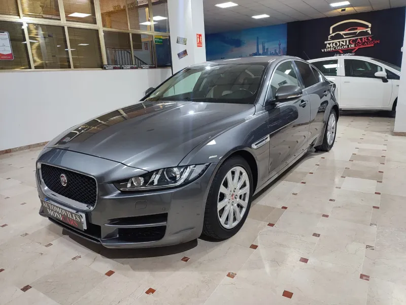 Jaguar XE 2016