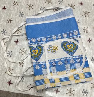 Grembiule da cucina fantasia cuori e fiori