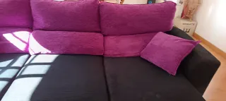 Sofá Chaiselongue Negro y Morado