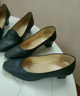 Regalo 2 Pares Zapatos Negros Elegantes