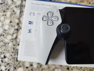 PlayStation Portal Sony Caja Cargador Incluido