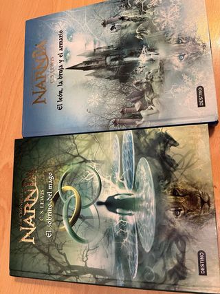 2 libros Las Crónicas de Narnia
