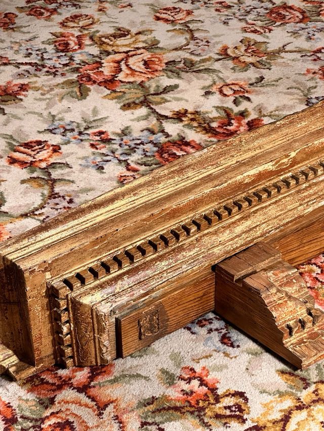 Balda antigua pan de oro