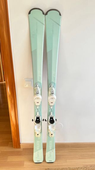 Conjunto de esquís Wedze 149 cm + bastones + botas