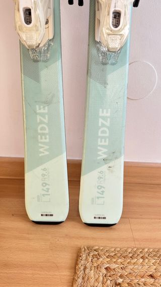 Conjunto de esquís Wedze 149 cm + bastones + botas