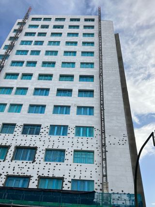 se vende por jubilación  andamio dé cremallera