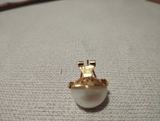 Pendientes Oro 18 Kts. y perla Mabe y Circonitas