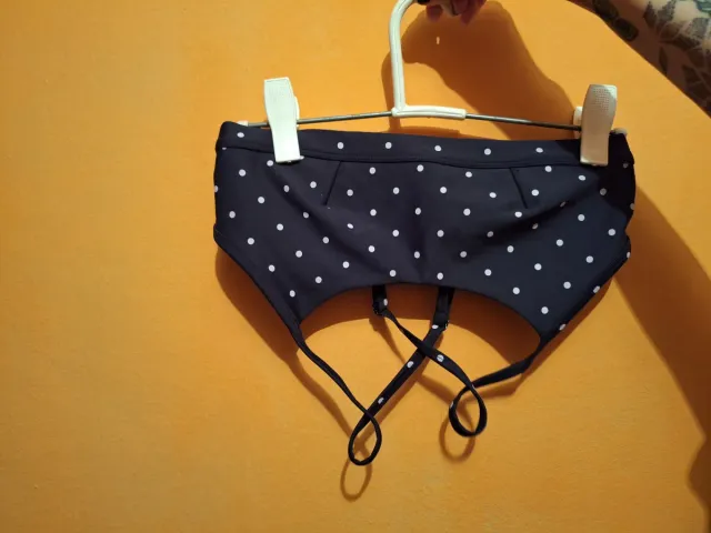 Tops deportivos mujer varios colores. Talla S