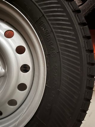 Rueda de repuesto Michelin T 125/80 R 15 ,30€y50€