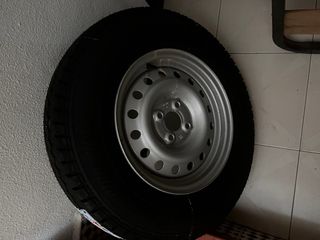 Rueda de repuesto Michelin T 125/80 R 15 ,30€y50€