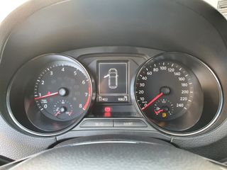 Volkswagen Polo 1.0 Advance