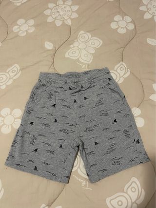 Pantaloncini bambino stampa squali e onde