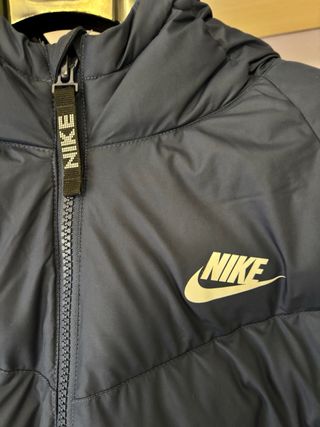 Chaquetón larga acolchada Nike azul