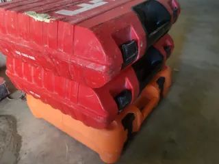 2 Clavadoras Hilti GX 120-ME muy buen estado