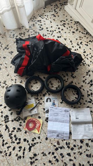 Xiaomi Mi Pro 2 con bolso y accesorios