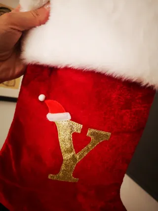 Calcetín de Navidad Rojo con la letra "Y" Dorada