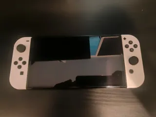 Nintendo Switch Bianco e Nero