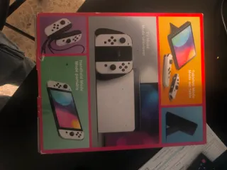 Nintendo Switch Bianco e Nero