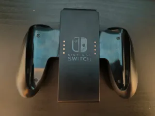 Nintendo Switch Bianco e Nero