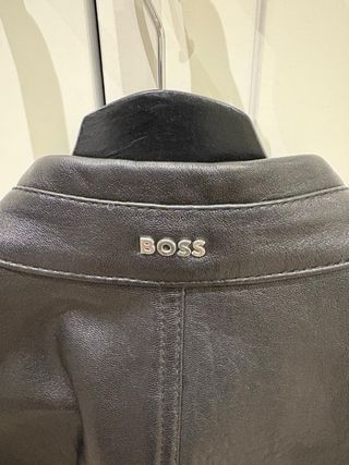 Cazadora de cuero BOSS negra