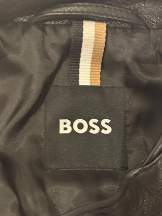 Cazadora de cuero BOSS negra