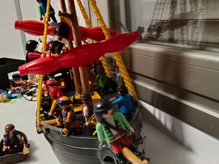 Playmobil Barco Pirata con Figuras