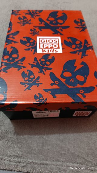 Playeras Giros Eppo N34 grises y rosas