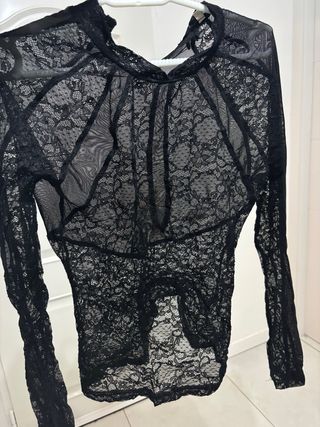 Body encaje manga larga negro