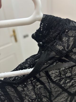 Body encaje manga larga negro