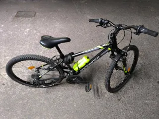 Bicicleta MTB 20" Rockrider ST500.