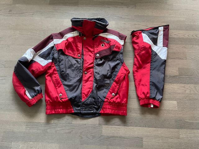 Conjunto Spyder Talla M-40