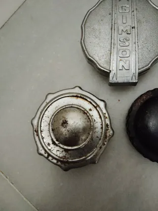 Lote 3 tapones depósito motos antiguas