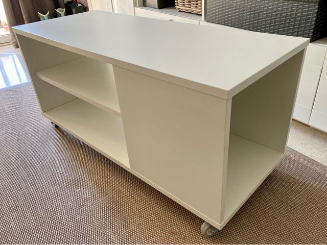 Mesa Auxiliar IKEA VIHALS Blanca con Ruedas