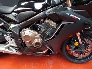 Honda CBR 650R LIMITADA