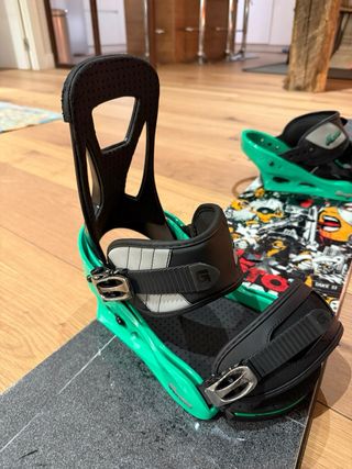 Burton Blunt 151 + Fijaciones Burton Freestyle