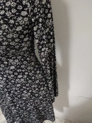 Vestido estampado floral manga larga