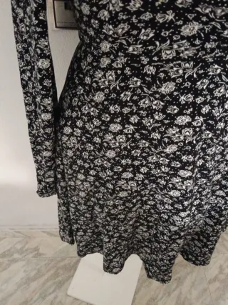 Vestido estampado floral manga larga