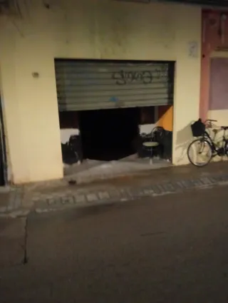 Persiana metálica enrollable