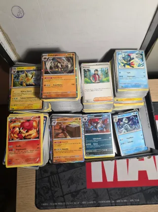 500 Carte Pokémon Originali ITA