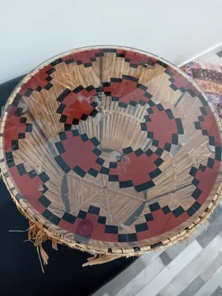 Mesa auxiliar bambú y cristal