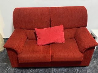 Dos sofá de 2 plazas rojo