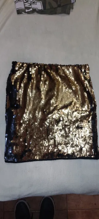 Falda lentejuelas cambia de color negro dorado S